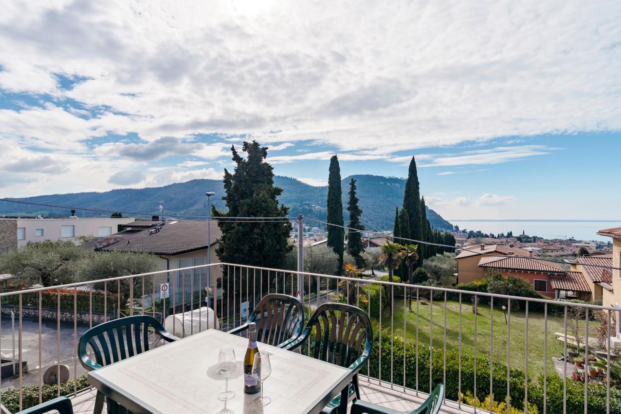 Terrazza Di Garda - Regarda Travel Daire Dış mekan fotoğraf